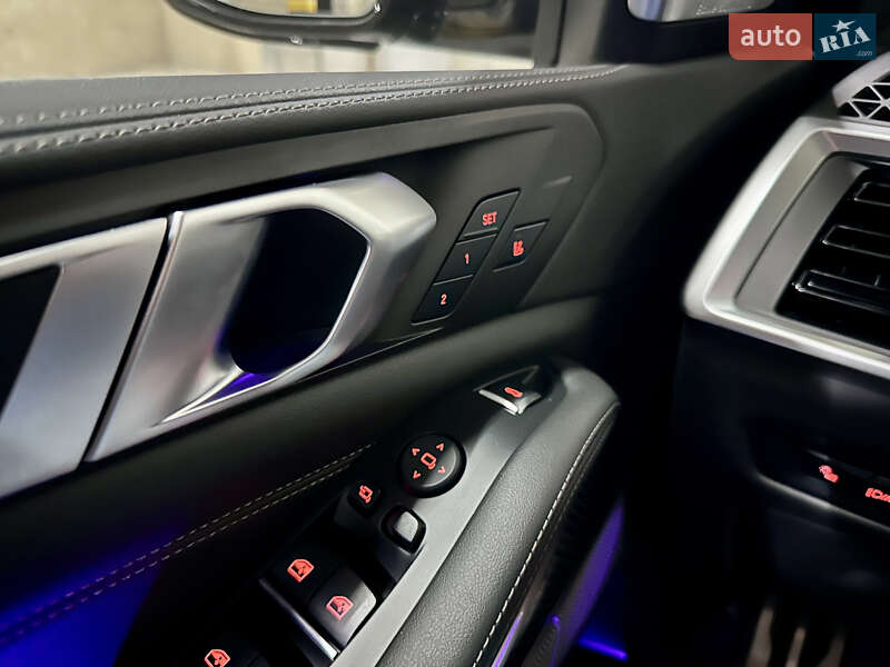 Внедорожник / Кроссовер BMW X5 2024 в Ровно