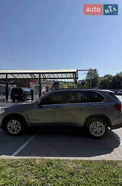Позашляховик / Кросовер BMW X5 2015 в  фото 2 Позашляховик / Кросовер BMW X5 2015 в