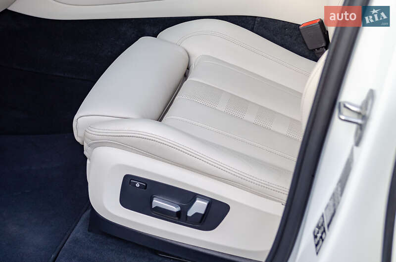 Внедорожник / Кроссовер BMW X5 2022 в Киеве