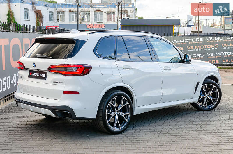 Внедорожник / Кроссовер BMW X5 2022 в Киеве