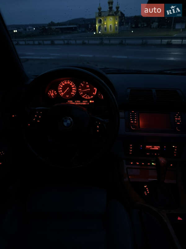 Позашляховик / Кросовер BMW X5 2005 в Чернівцях