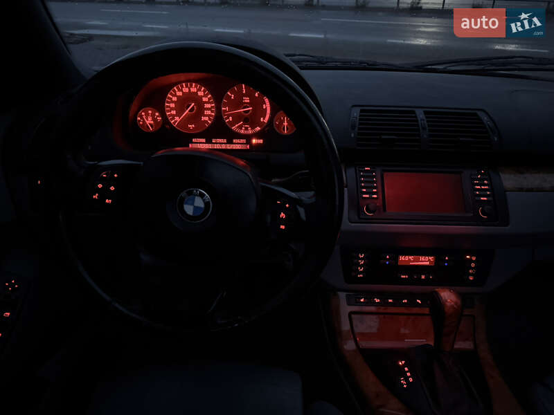 Позашляховик / Кросовер BMW X5 2005 в Чернівцях