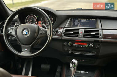 Позашляховик / Кросовер BMW X5 2011 в 