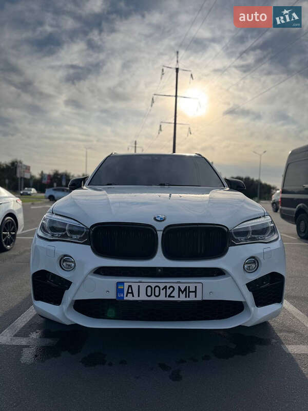 Позашляховик / Кросовер BMW X5 2014 в Бучі