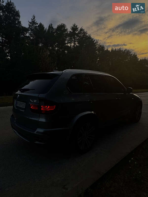 Внедорожник / Кроссовер BMW X5 2012 в Вараше