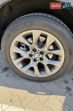 Внедорожник / Кроссовер BMW X5 2012 в 