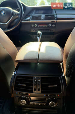 Внедорожник / Кроссовер BMW X5 2012 в 