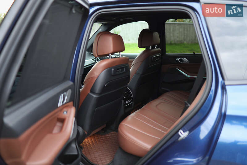 Внедорожник / Кроссовер BMW X5 2018 в Ивано-Франковске