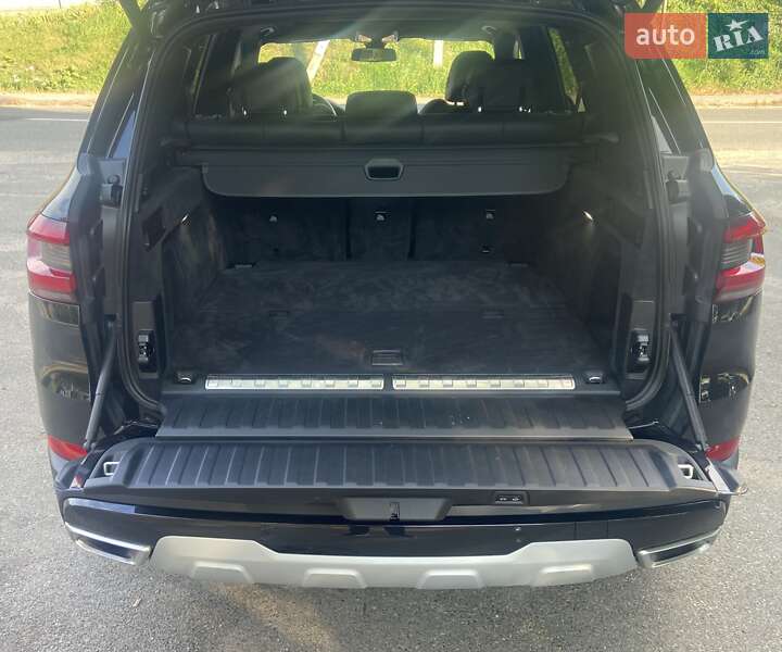 Внедорожник / Кроссовер BMW X5 2022 в Киеве