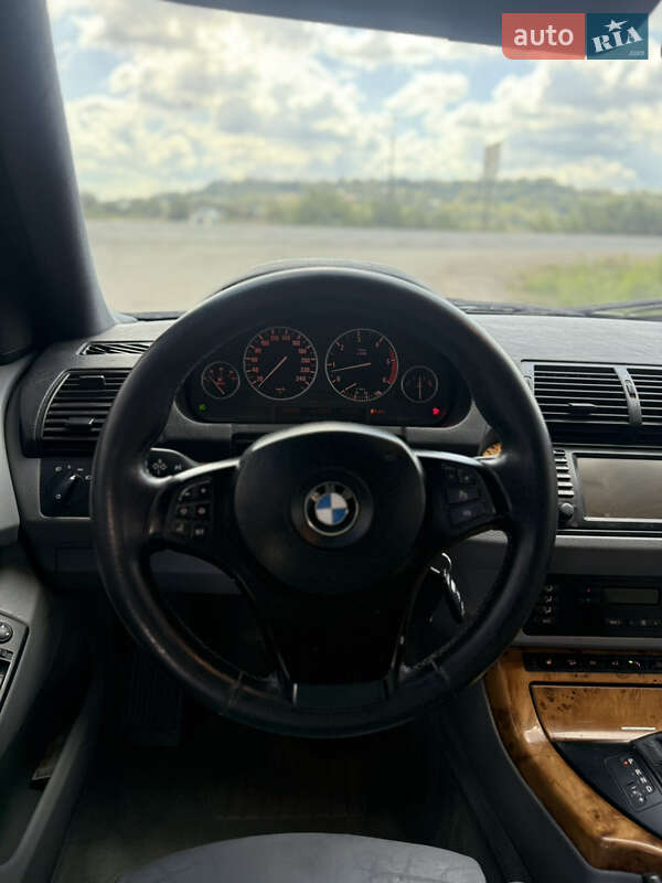 Позашляховик / Кросовер BMW X5 2005 в Чернівцях