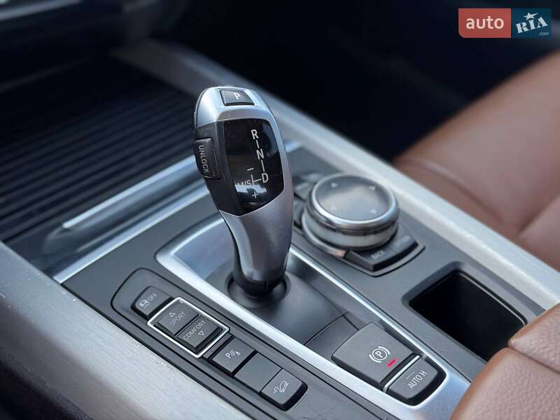 Внедорожник / Кроссовер BMW X5 2014 в Львове