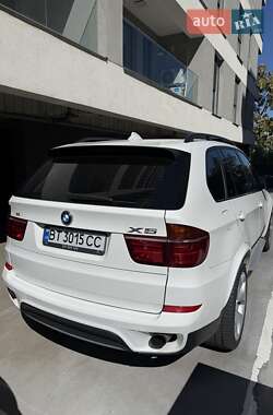 Позашляховик / Кросовер BMW X5 2012 в  фото 4 Позашляховик / Кросовер BMW X5 2012 в