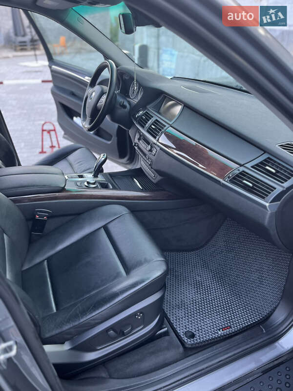 Позашляховик / Кросовер BMW X5 2008 в Києві