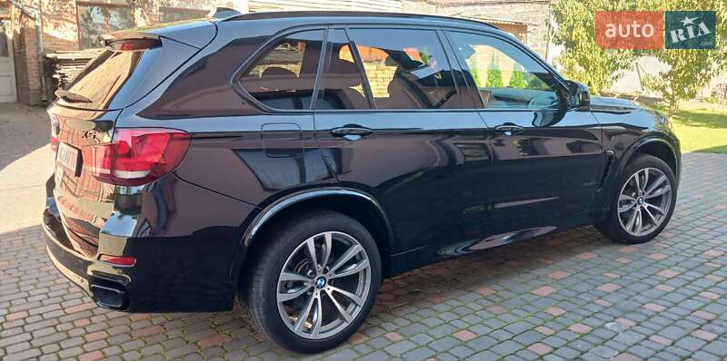 Позашляховик / Кросовер BMW X5 2016 в Львові
