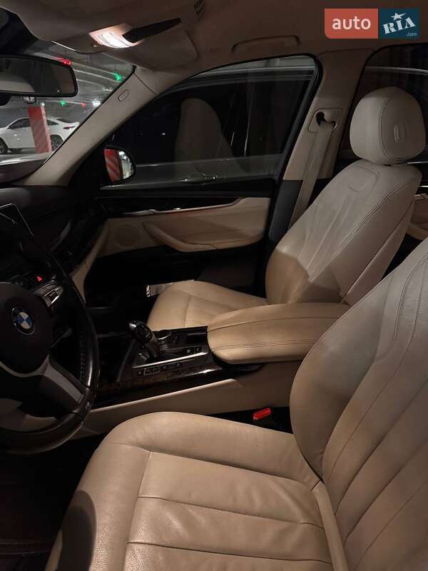Позашляховик / Кросовер BMW X5 2016 в Львові