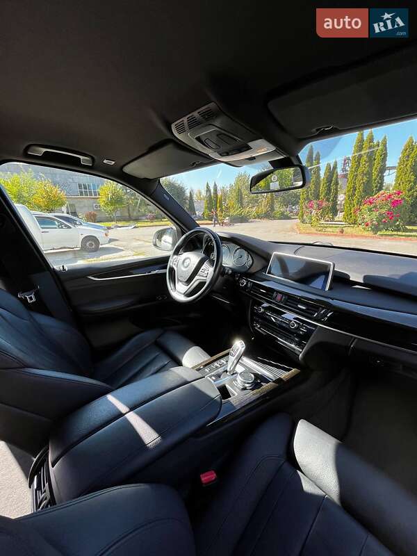Позашляховик / Кросовер BMW X5 2015 в Києві фото 15 Позашляховик / Кросовер BMW X5 2015 в Києві