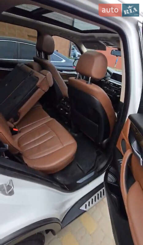 Внедорожник / Кроссовер BMW X5 2015 в Сарнах фото 3 Внедорожник / Кроссовер BMW X5 2015 в Сарнах