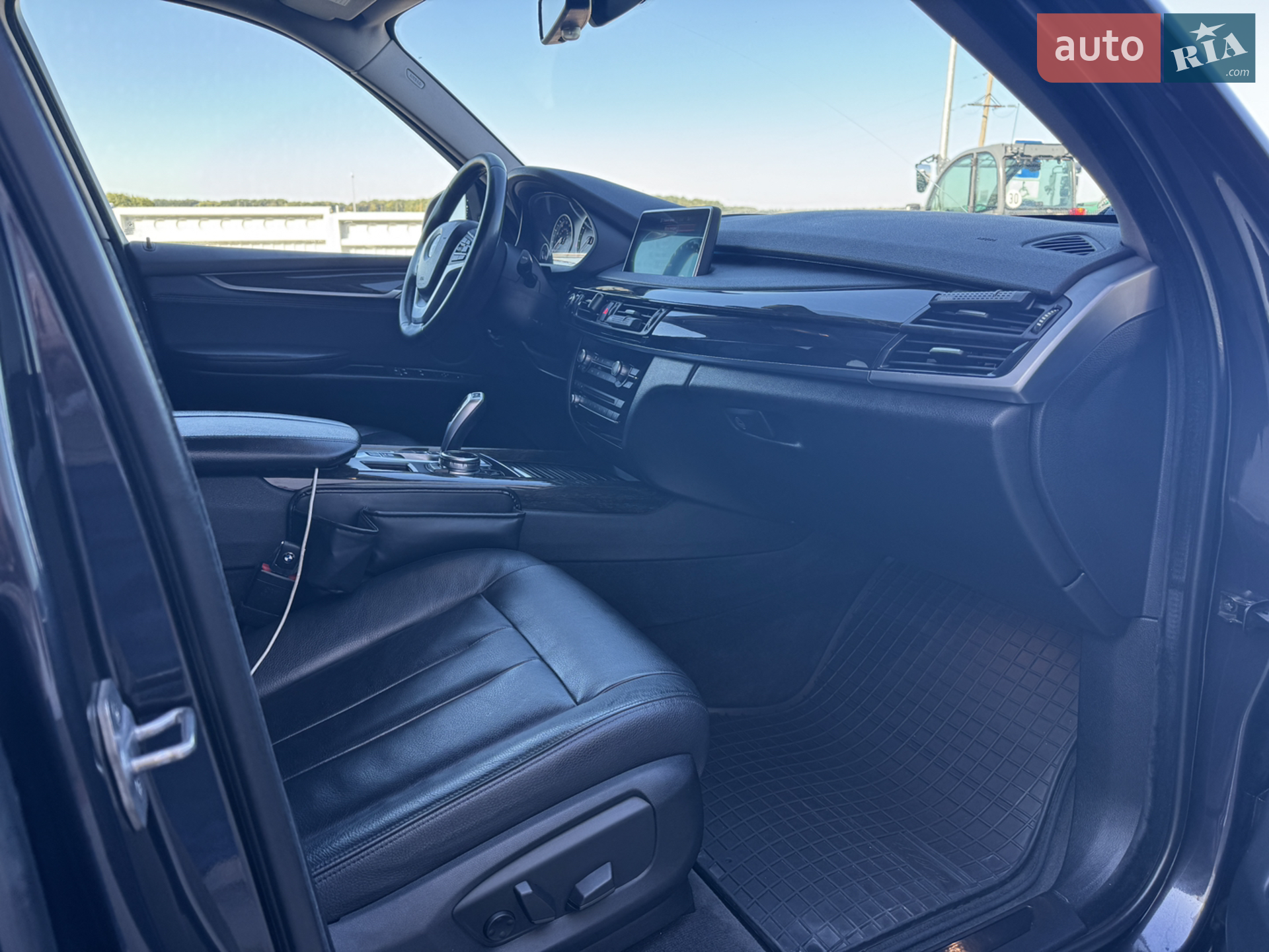 2014 BMW X5 - мініатюра 18