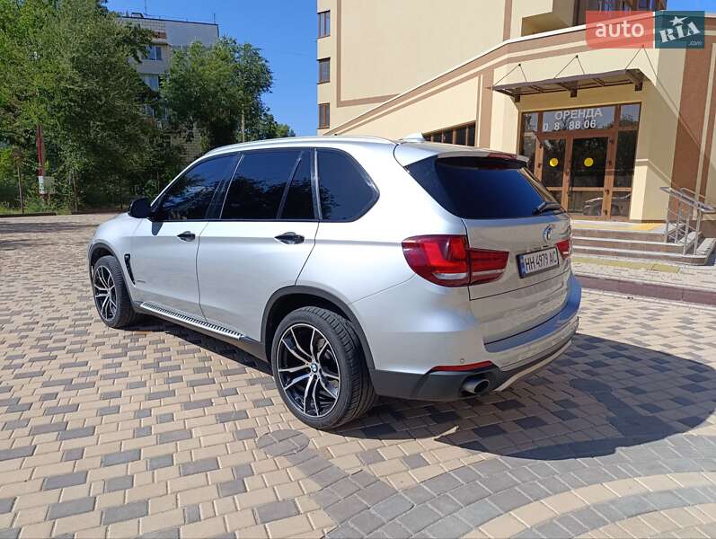 Позашляховик / Кросовер BMW X5 2014 в Ізмаїлі