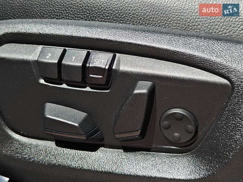 Позашляховик / Кросовер BMW X5 2015 в Львові фото 23 Позашляховик / Кросовер BMW X5 2015 в Львові