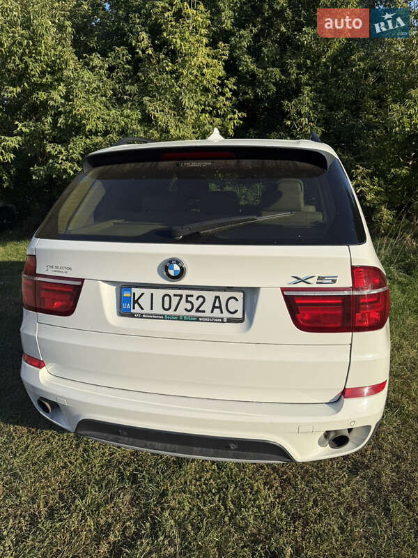Позашляховик / Кросовер BMW X5 2012 в Бучі