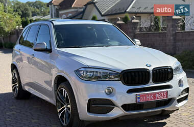 Позашляховик / Кросовер BMW X5 2017 в Рівному