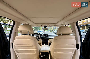Позашляховик / Кросовер BMW X5 2014 в 