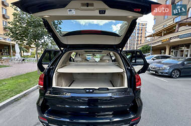 Позашляховик / Кросовер BMW X5 2014 в 