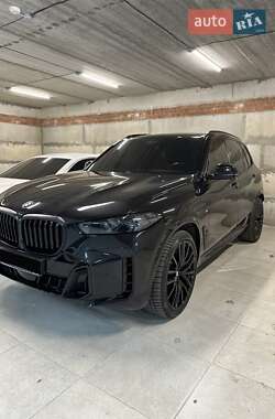 Позашляховик / Кросовер BMW X5 2024 в Дніпрі