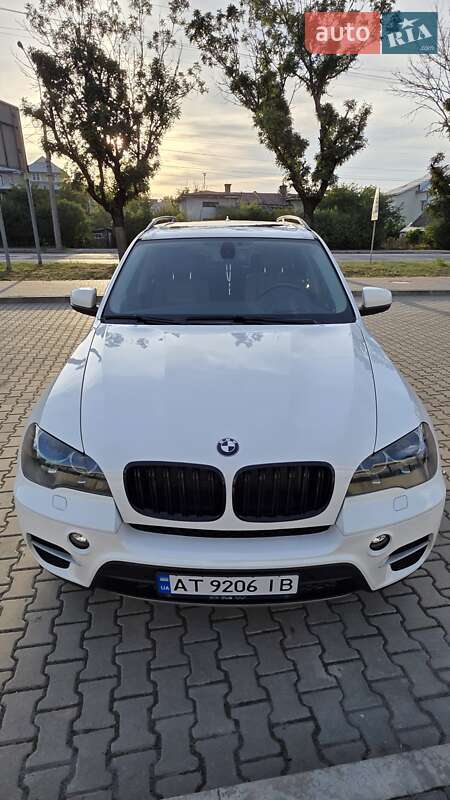 Внедорожник / Кроссовер BMW X5 2012 в Ивано-Франковске