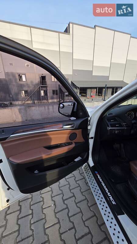 Внедорожник / Кроссовер BMW X5 2012 в Ивано-Франковске