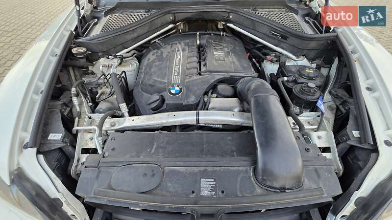 Внедорожник / Кроссовер BMW X5 2012 в Ивано-Франковске