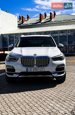 Позашляховик / Кросовер BMW X5 2019 в Чернівцях