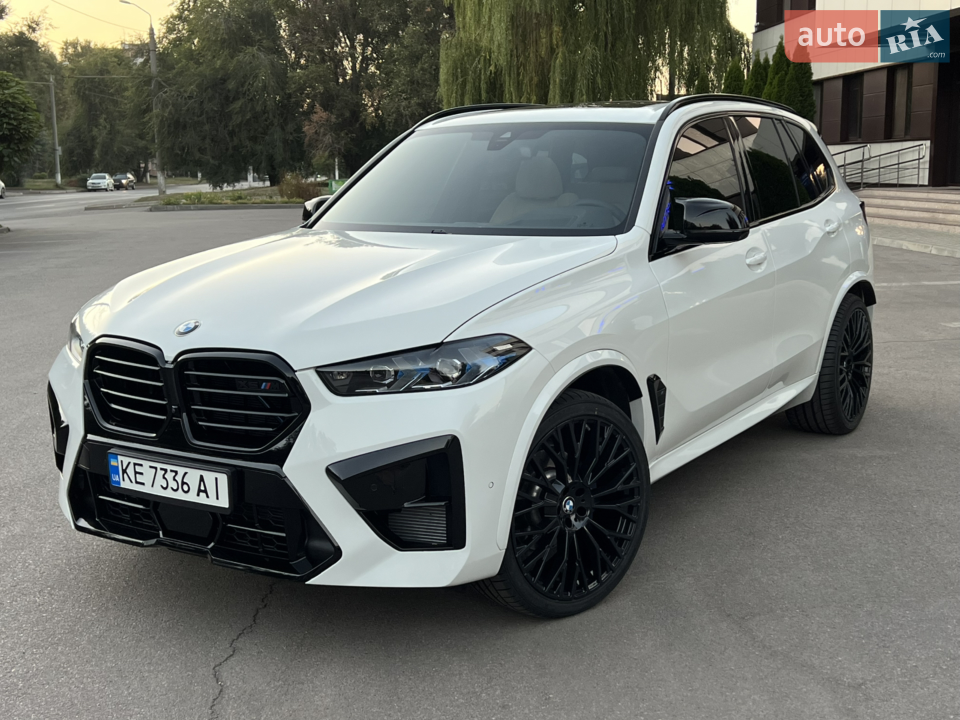 2022 BMW X5 - фото 1