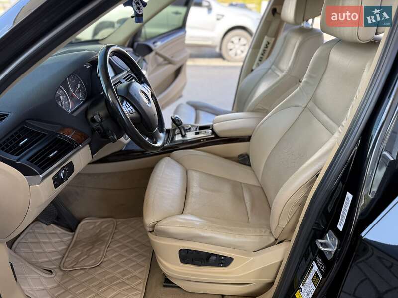 Внедорожник / Кроссовер BMW X5 2013 в Днепре