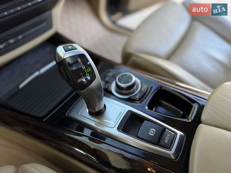 Внедорожник / Кроссовер BMW X5 2013 в Днепре