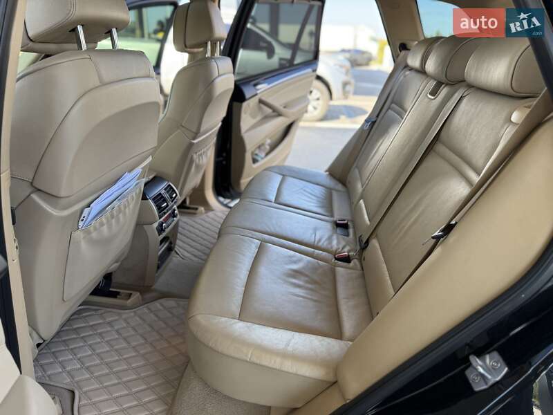 Внедорожник / Кроссовер BMW X5 2013 в Днепре