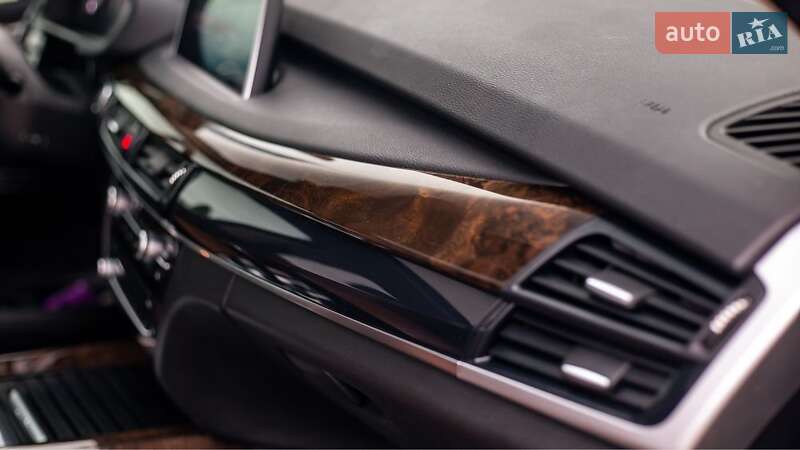 Внедорожник / Кроссовер BMW X5 2015 в Черновцах фото 5 Внедорожник / Кроссовер BMW X5 2015 в Черновцах