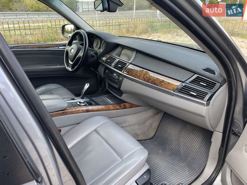 Внедорожник / Кроссовер BMW X5 2007 в Днепре