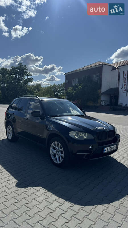 Внедорожник / Кроссовер BMW X5 2012 в Ладыжине