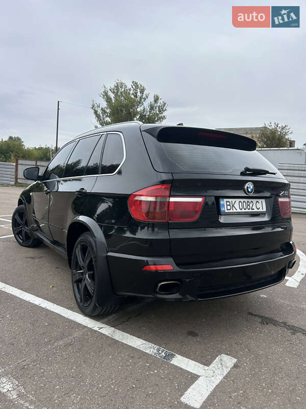 Позашляховик / Кросовер BMW X5 2009 в Києві