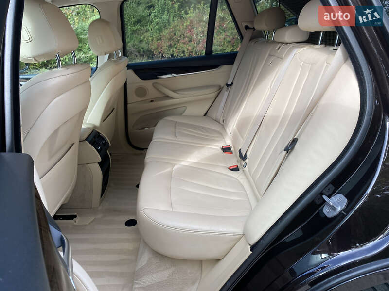 Внедорожник / Кроссовер BMW X5 2013 в Луцке