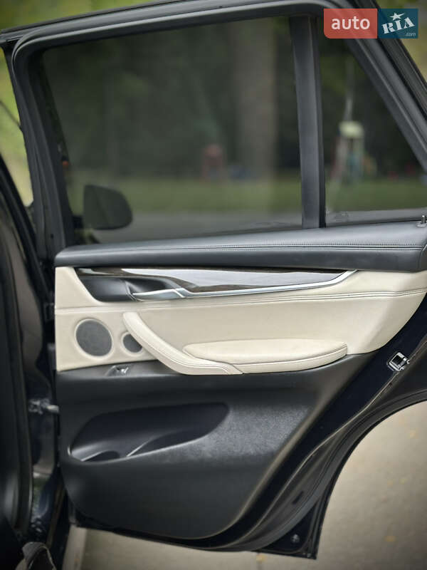 Позашляховик / Кросовер BMW X5 2014 в Києві