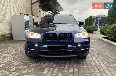 Внедорожник / Кроссовер BMW X5 2011 в Черновцах