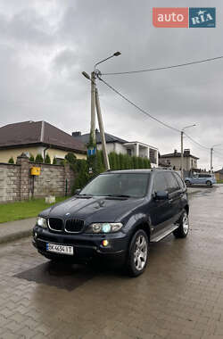 Внедорожник / Кроссовер BMW X5 2004 в Ровно