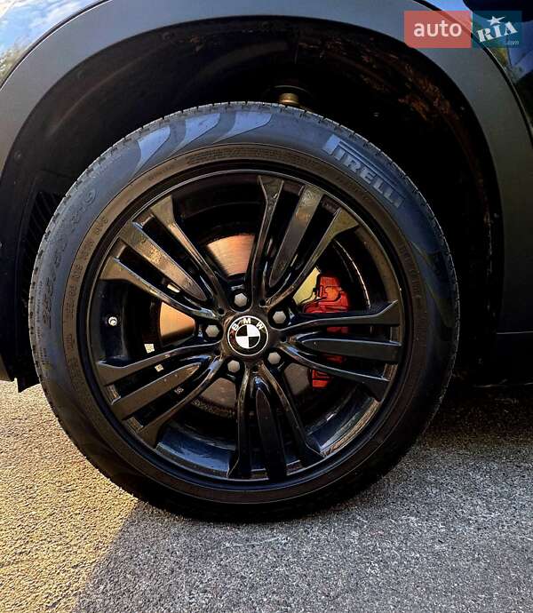 Внедорожник / Кроссовер BMW X5 2012 в Киеве