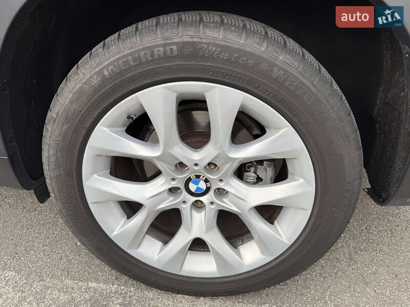 Позашляховик / Кросовер BMW X5 2011 в Києві