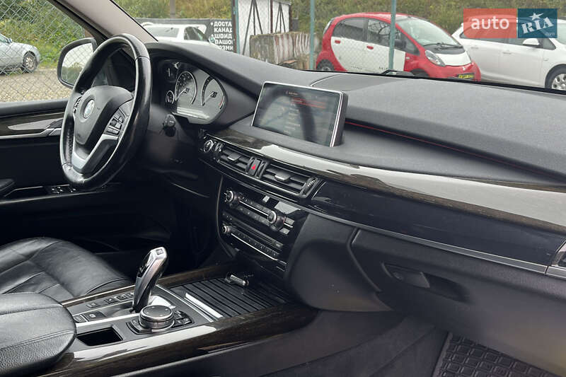 Позашляховик / Кросовер BMW X5 2015 в Стрию