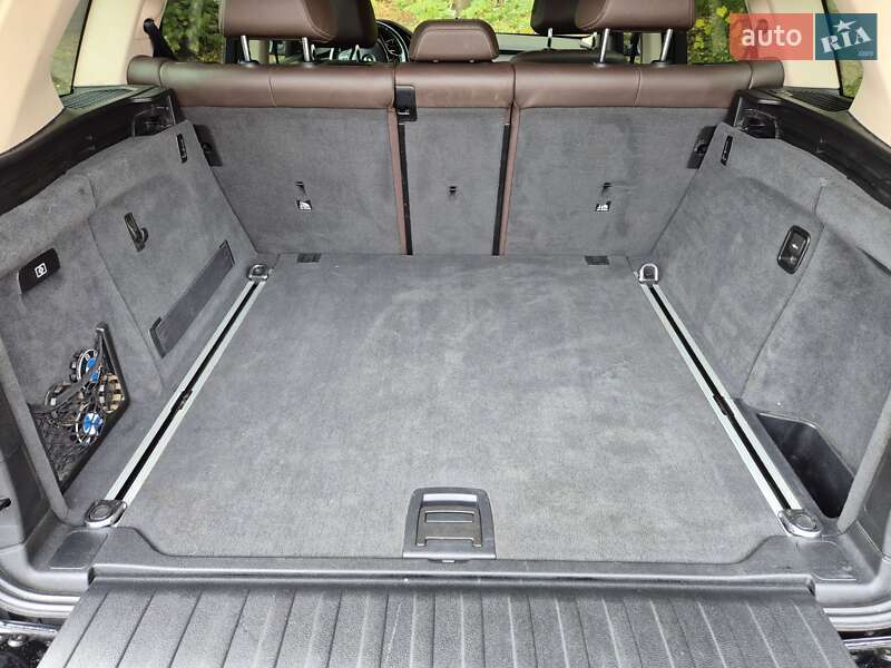 Позашляховик / Кросовер BMW X5 2016 в Черкасах