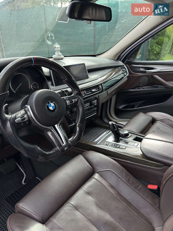 Внедорожник / Кроссовер BMW X5 2015 в Черновцах